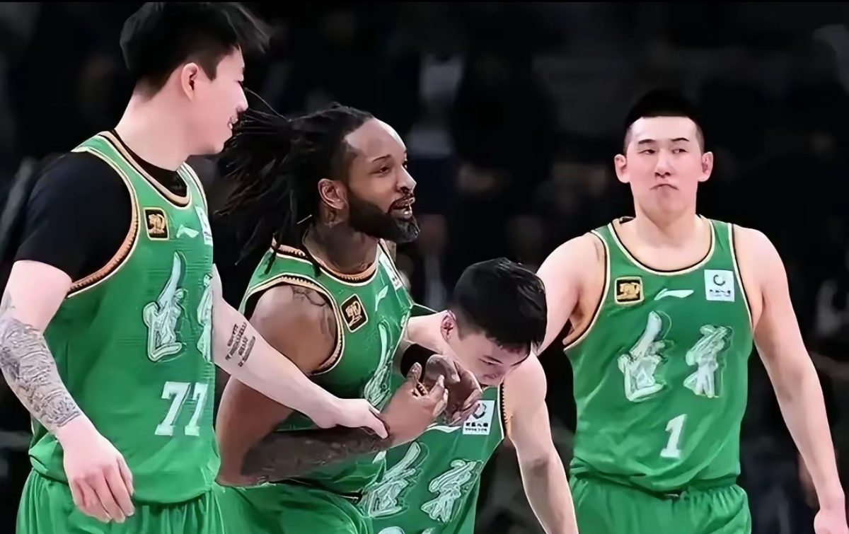 IM体育数据分析平台-山西队横扫辽宁队，范弗利特高光表现