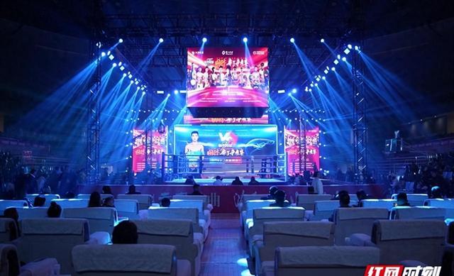 刺激比赛！壮观场面惊艳全场观众